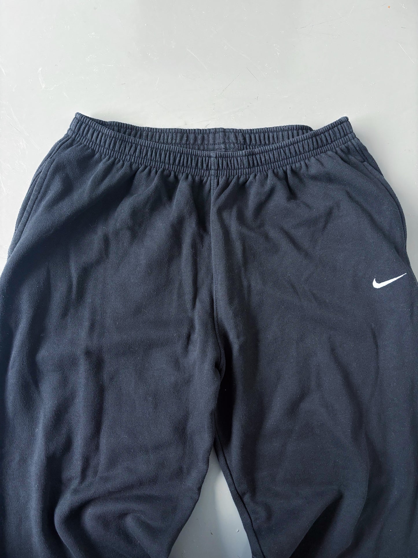Nike Vintage *OPEN LEG* Sweatpants | L