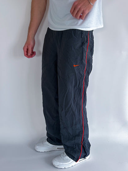 Nike Vintage Trackpants | L