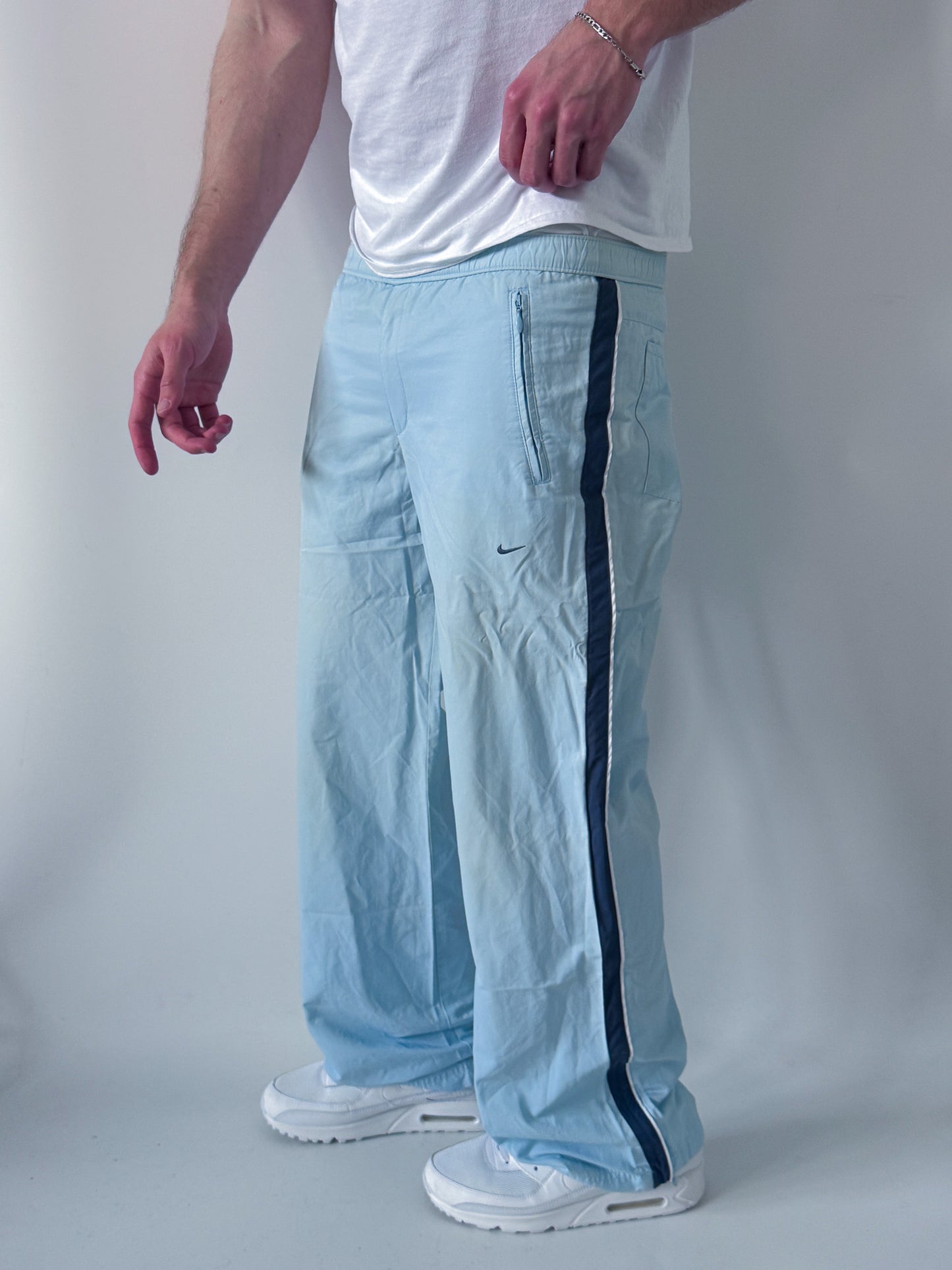 Nike Vintage *Babyblue* Trackpants | S