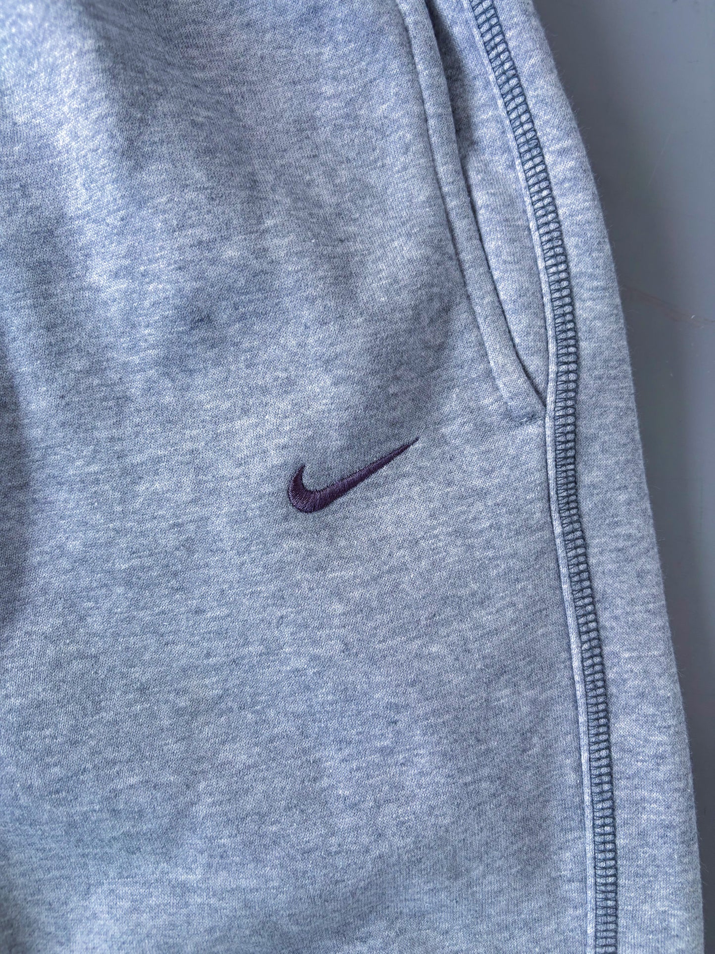 Nike Vintage *PREMUM* Sweatpants | M