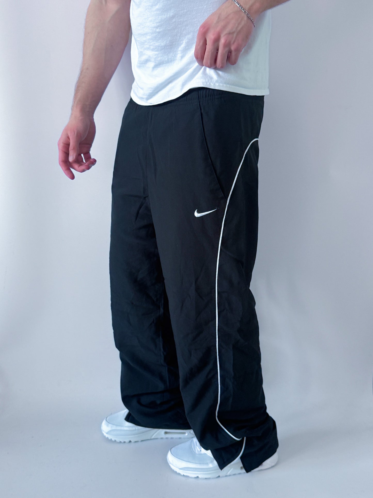 Nike Vintage Trackpants | L