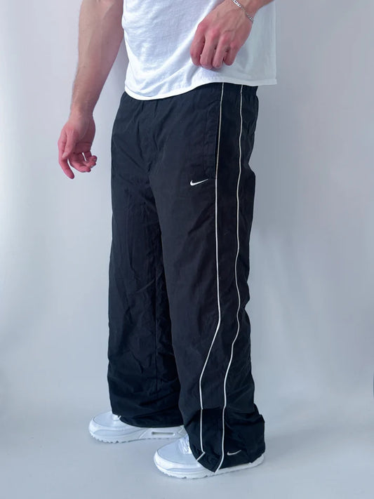 Nike Vintage *PREMIUM* Trackpants | M