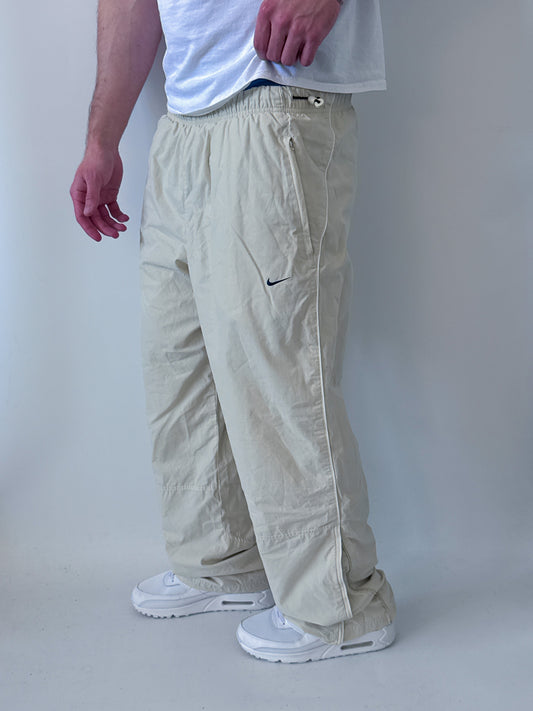 Nike Vintage Trackpants | M