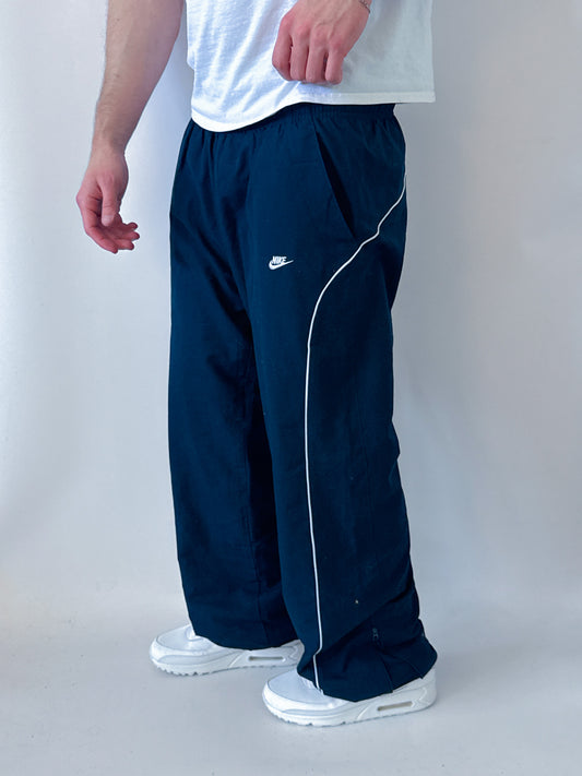 Nike Vintage Trackpants | M
