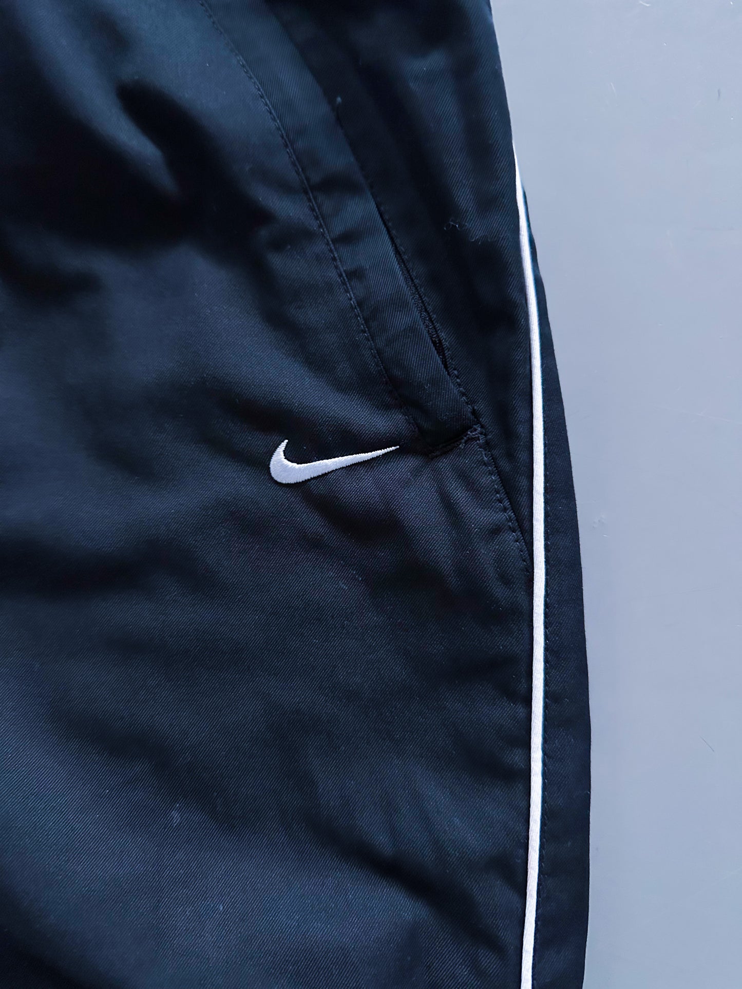 Nike Vintage Trackpants | L