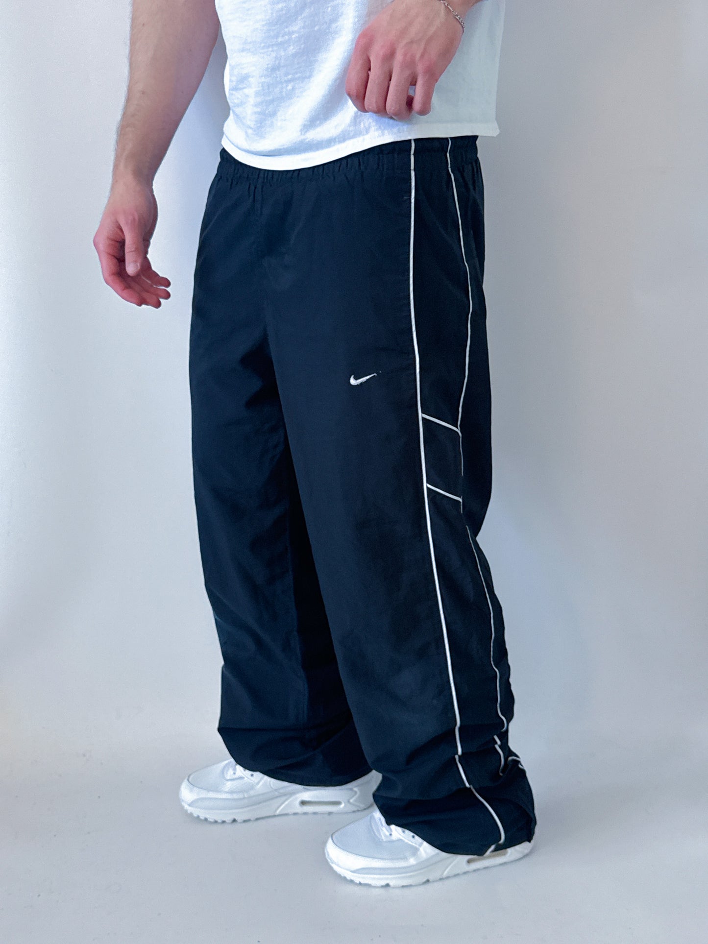 Nike Vintage Trackpants | L