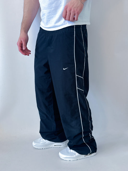 Nike Vintage Trackpants | L
