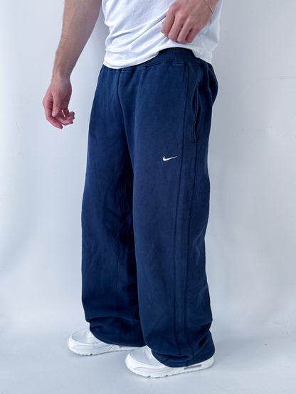 Nike Vintage *PREMIUM* Open Leg Sweatpants / Jogger | XL