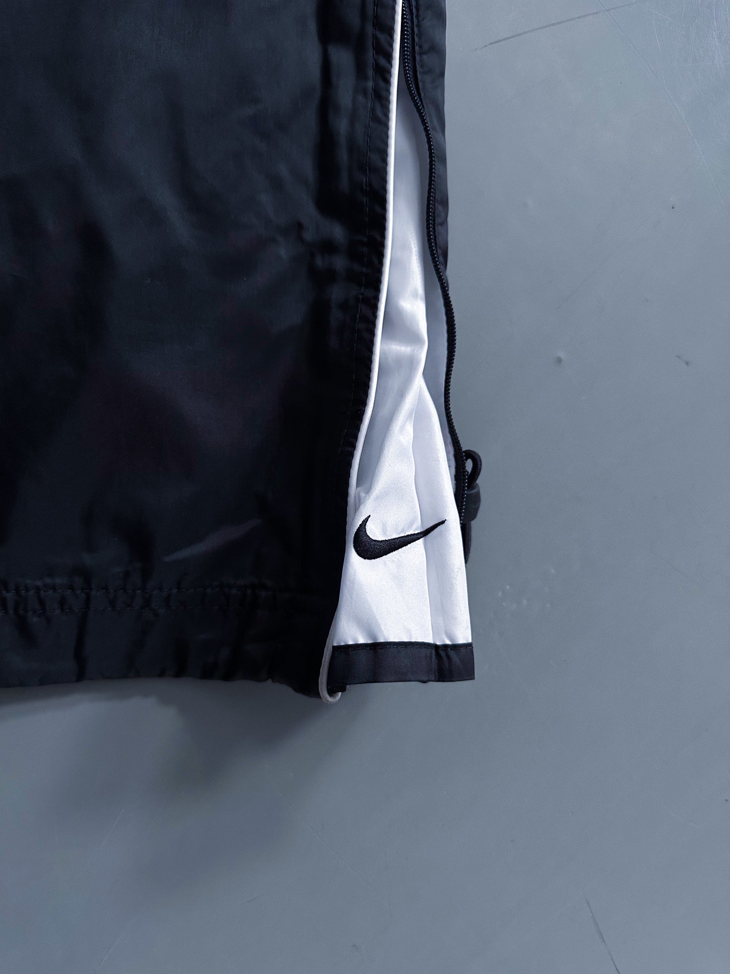 Nike Vintage *PREMIUM* Trackpants | M