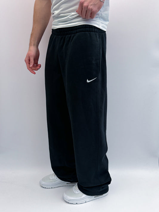 Nike Vintage Open Leg Sweatpants | M