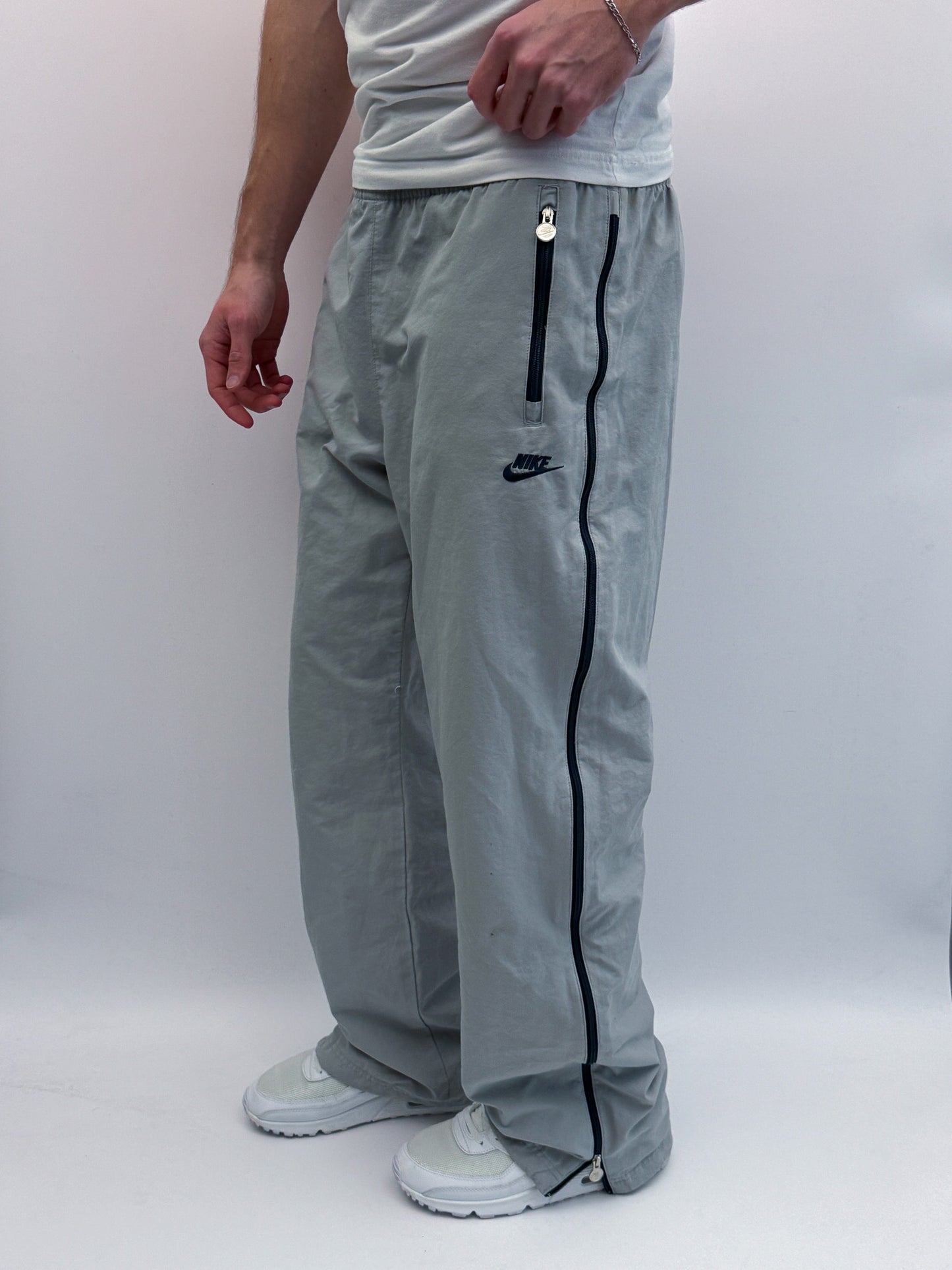 Nike Vintage Trackpants | L