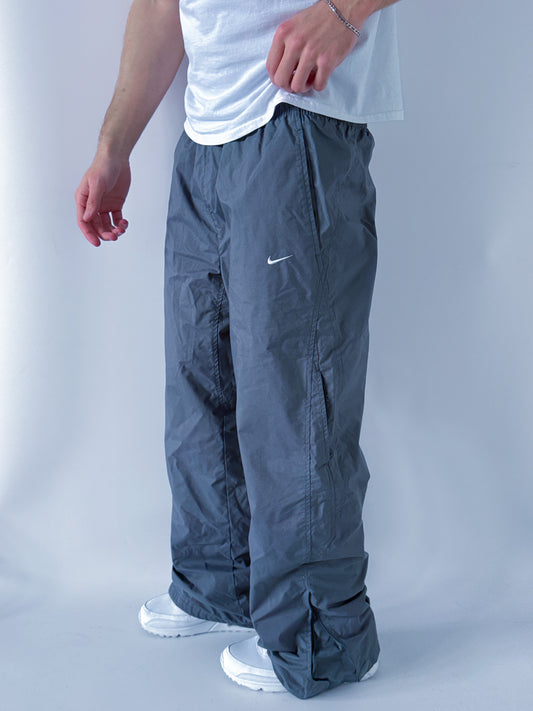 Nike Vintage Trackpants | L