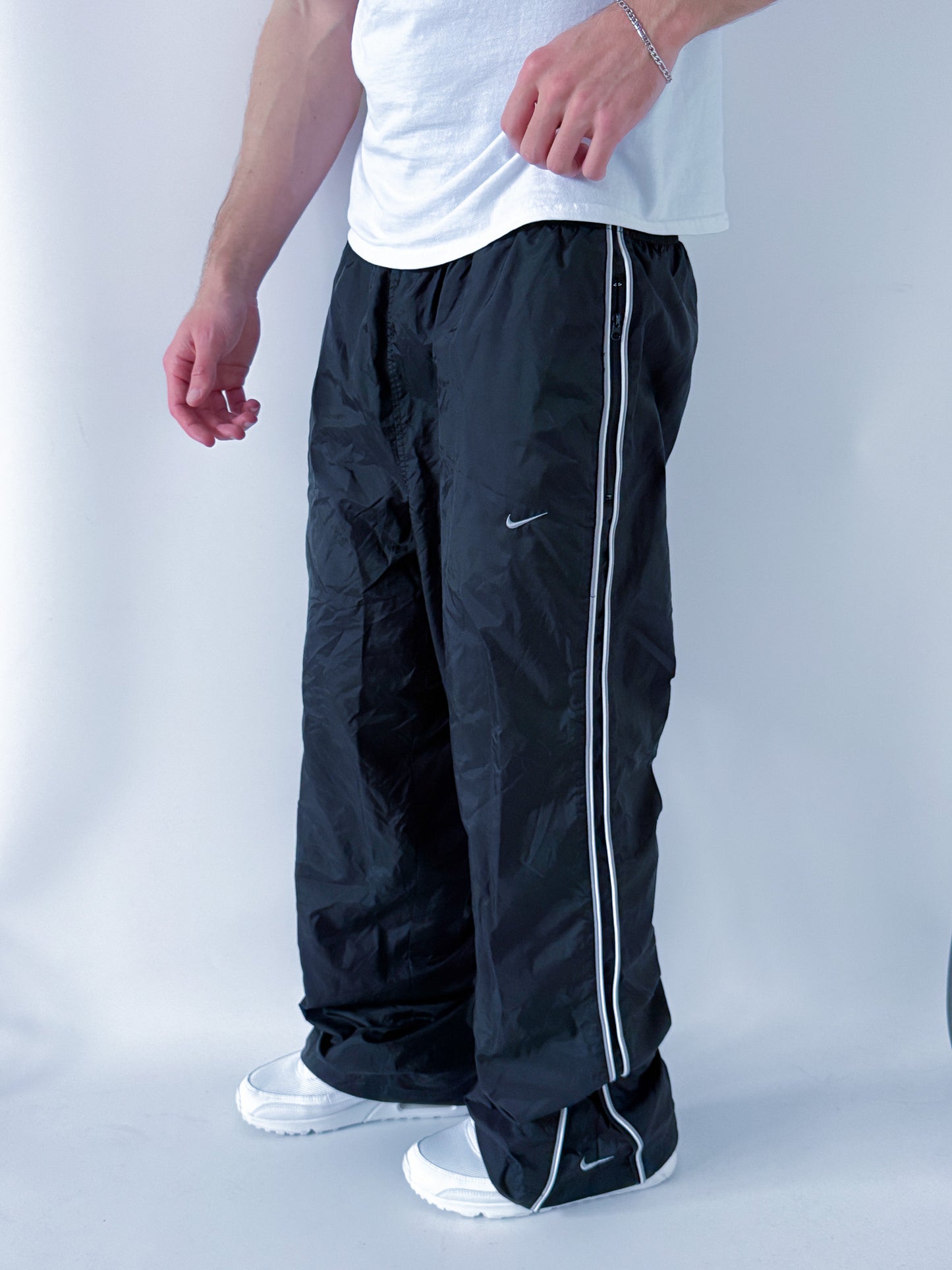 Nike Vintage Trackpants | L