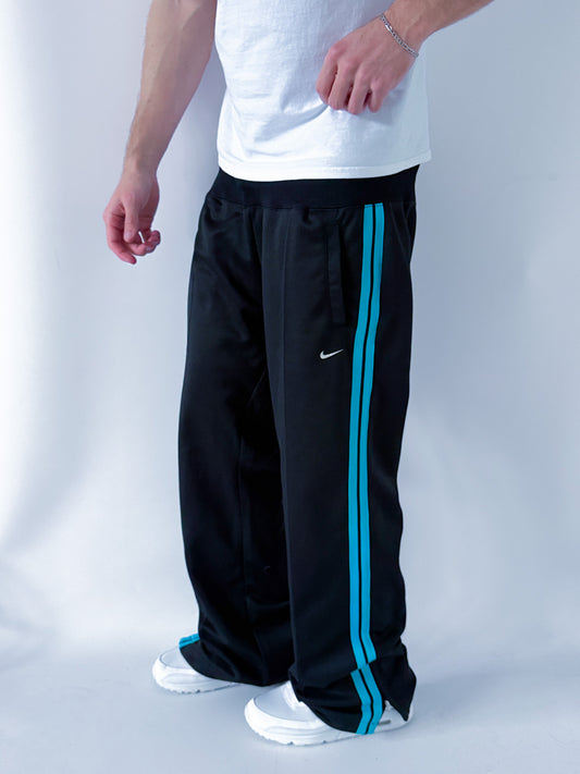 Nike Vintage Trackpants | M