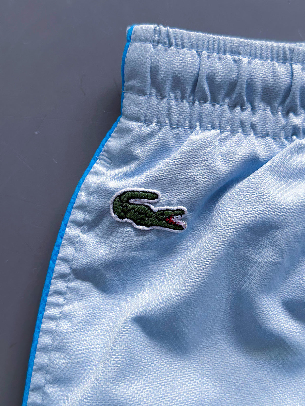 Lacoste Vintage *BABYBLUE* Trackpants | M