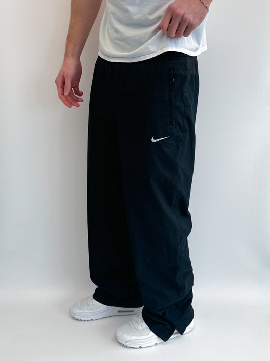Nike Vintage Trackpants | M