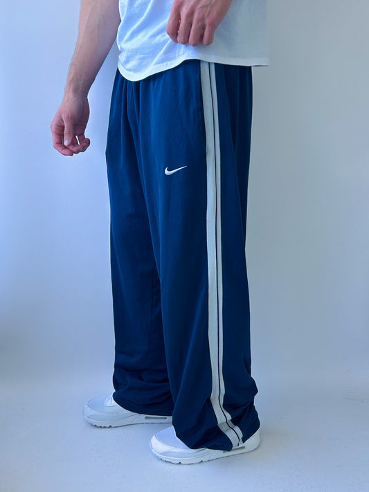 Nike Vintage Trackpants | XL