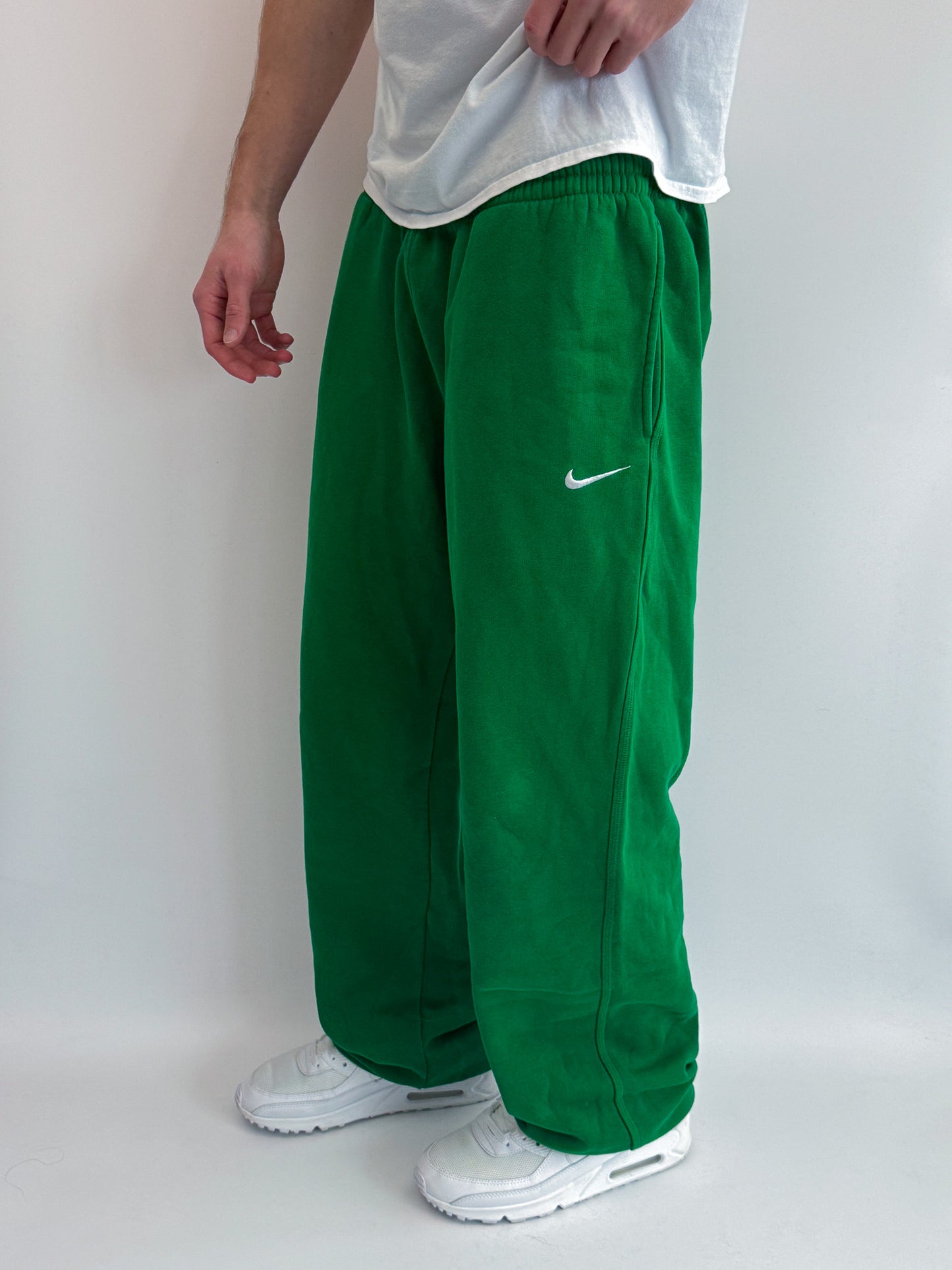Nike Vintage *Green* Trackpants | XL