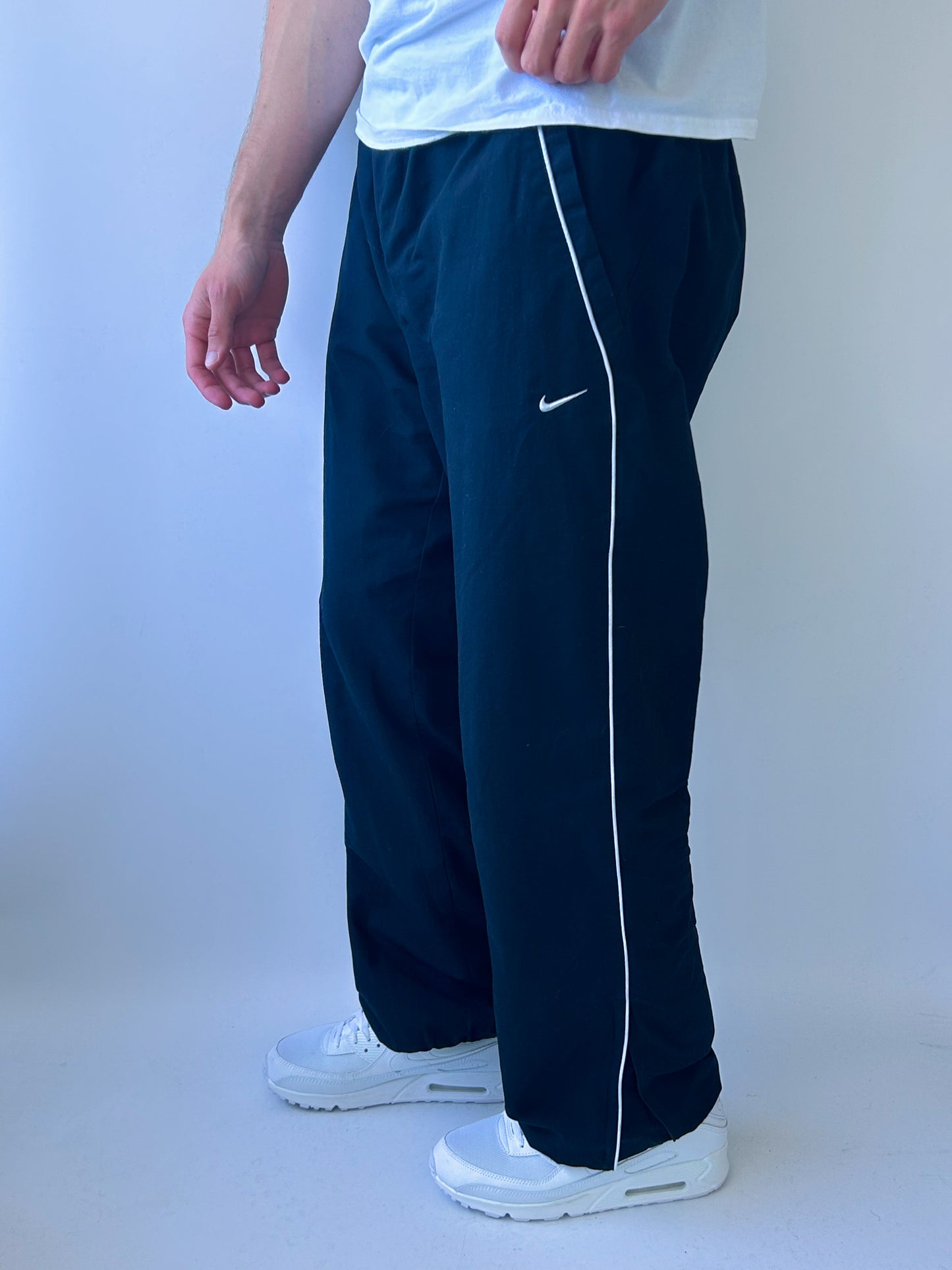 Nike Vintage Trackpants | L