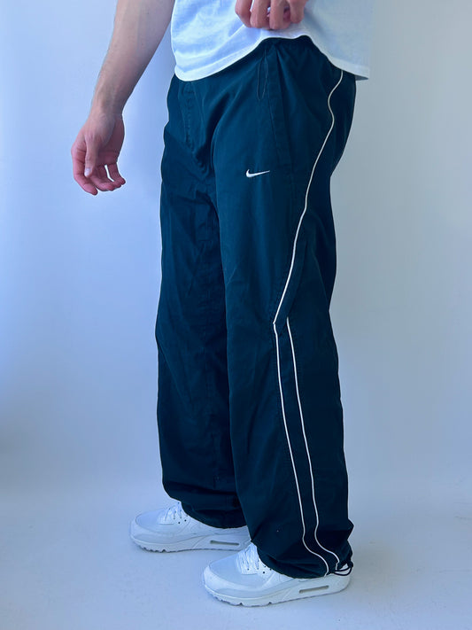 Nike Vintage Trackpants | L