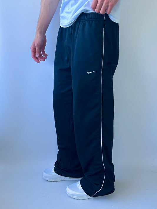 Nike Vintage Trackpants | XL