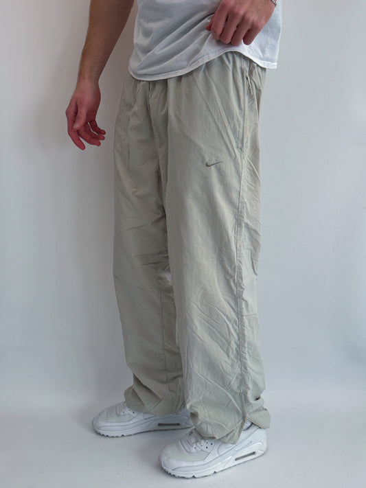 Nike Vintage Trackpants | L