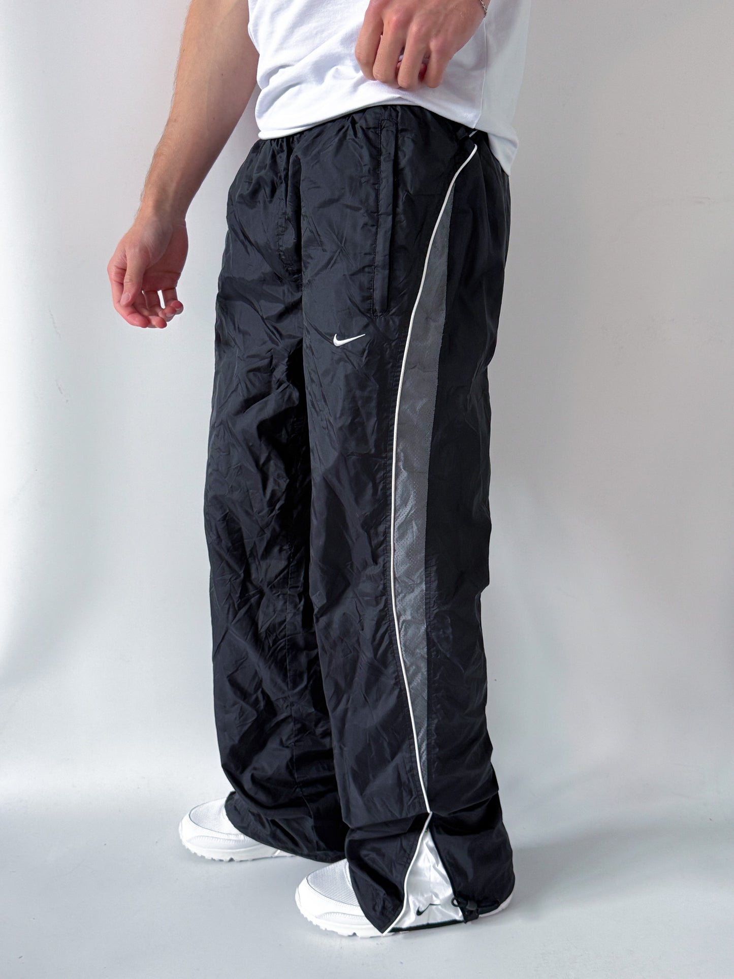 Nike Vintage Trackpants | L