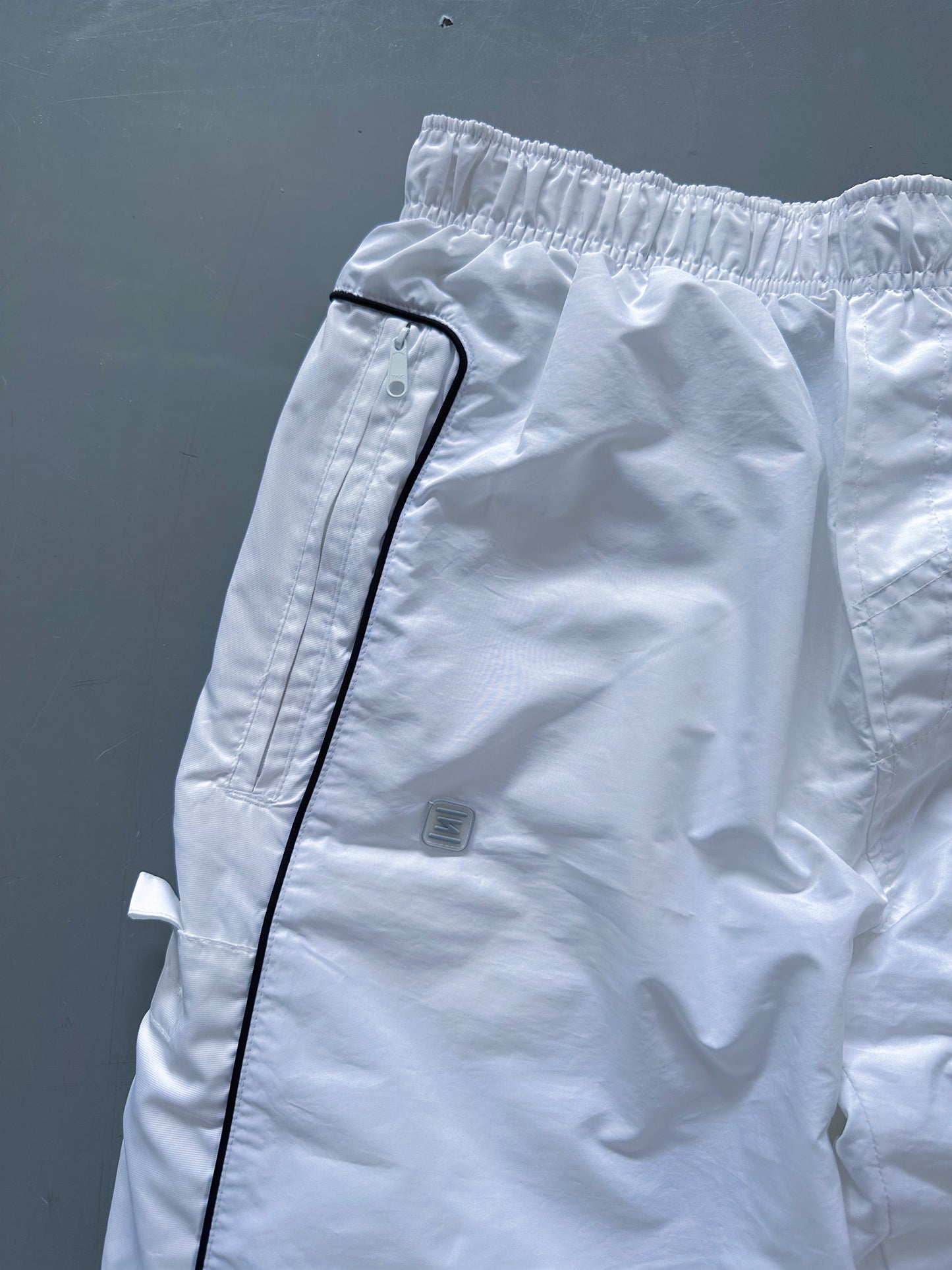 Nike Vintage *SHOX* Trackpants | M