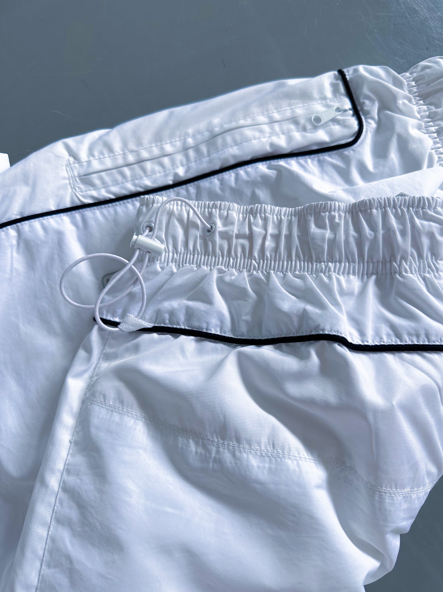 Nike Vintage *SHOX* Trackpants | M