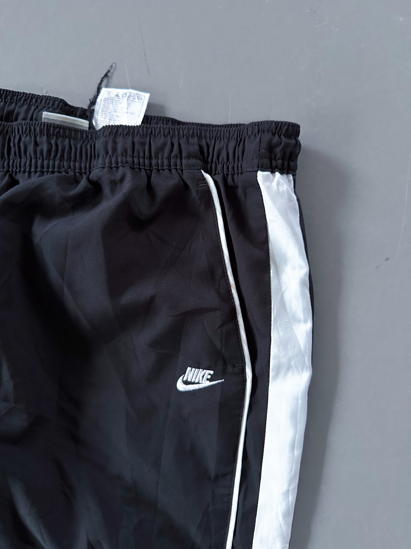 Nike Vintage Trackpants | M