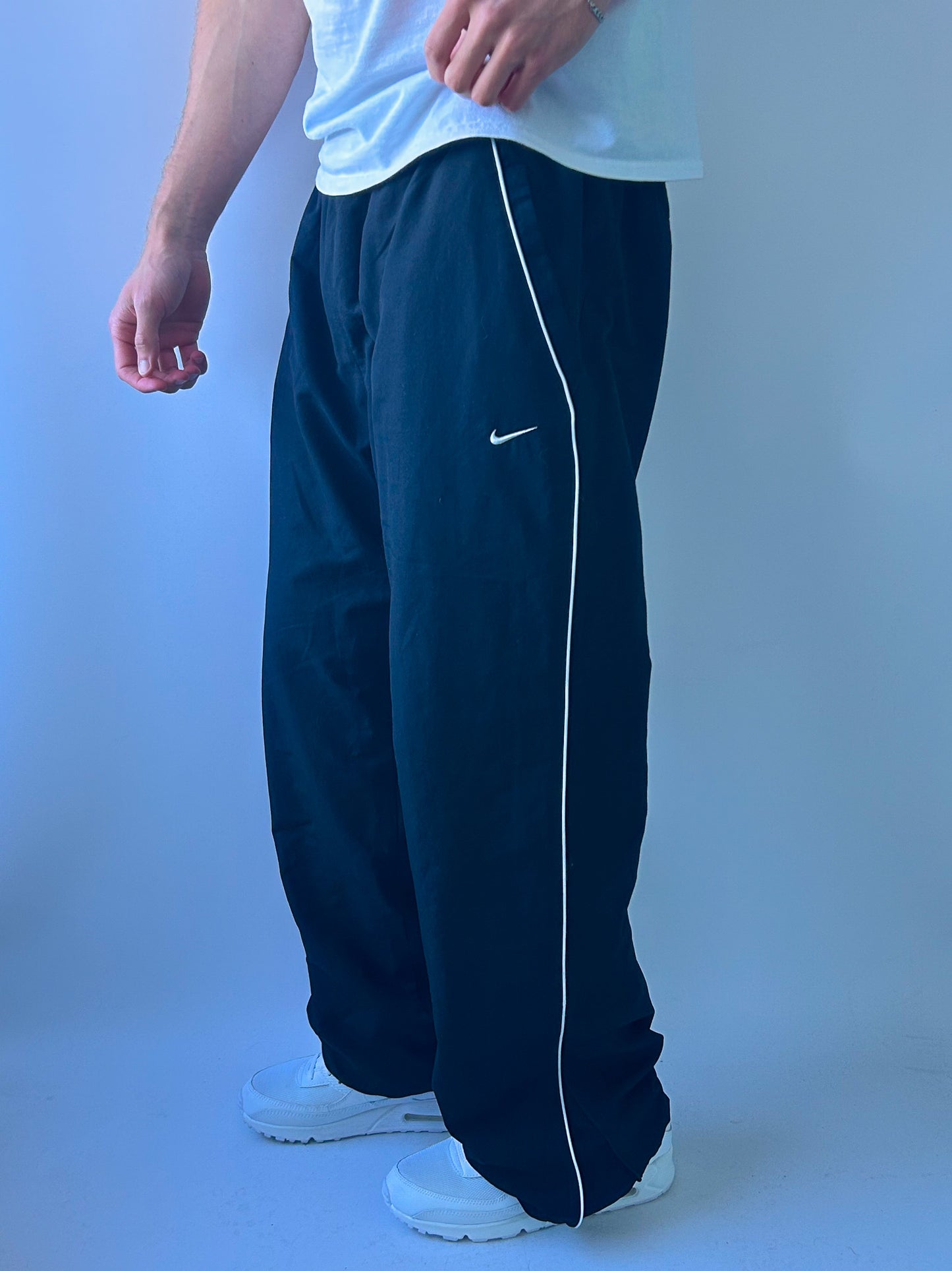 Nike Vintage Trackpants | L