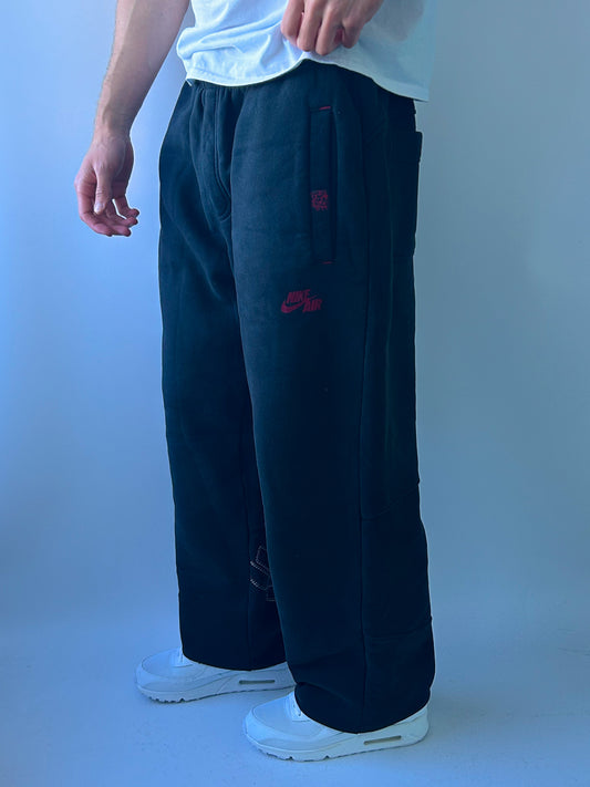 Nike Vintage RARE *Graffitti* Sweatpants | XL