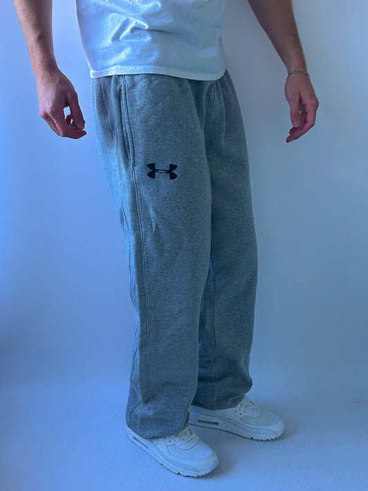 Under Armour Vintage Sweatpants | M
