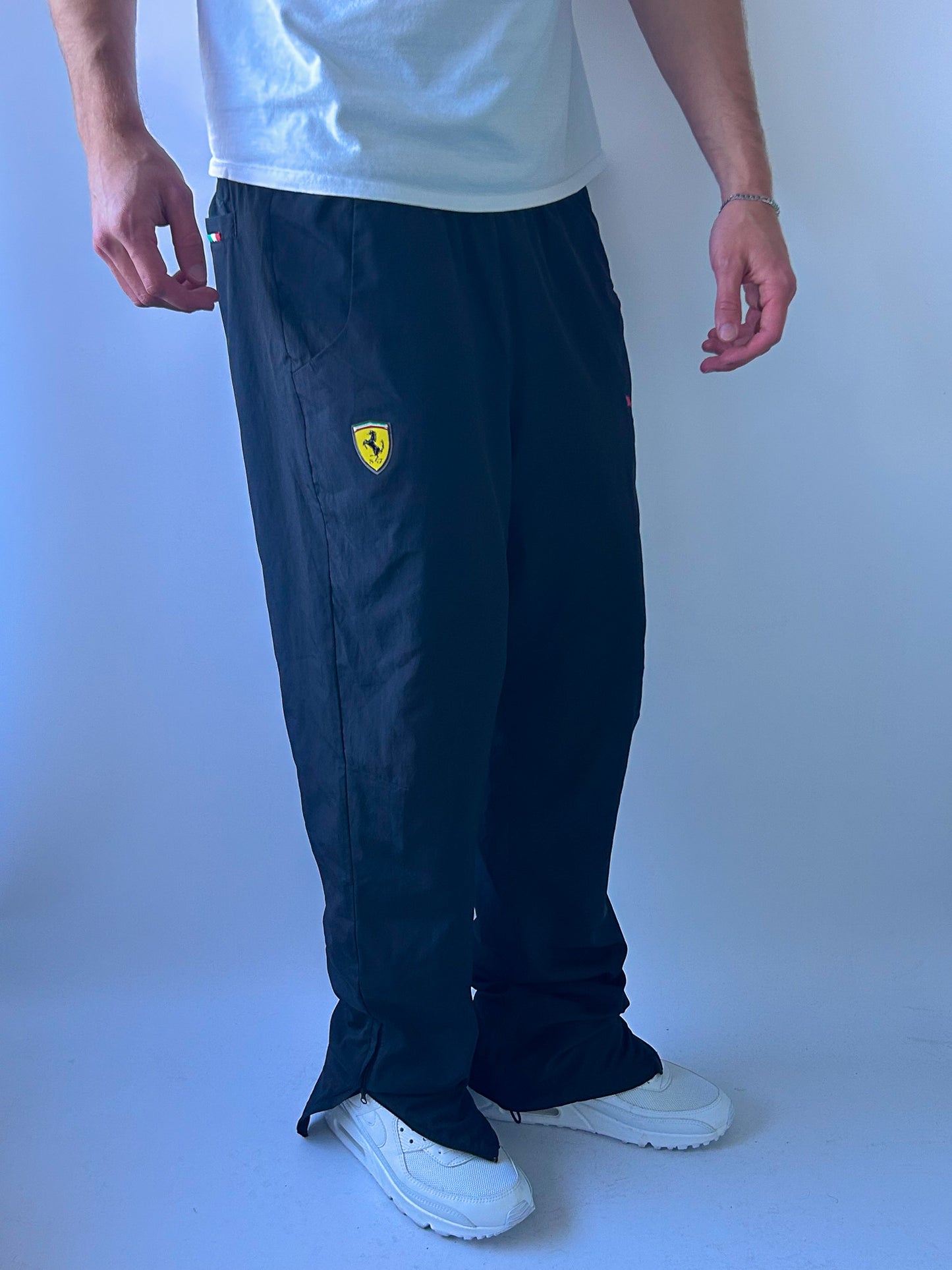 Puma x Ferrari Vintage Trackpants | M