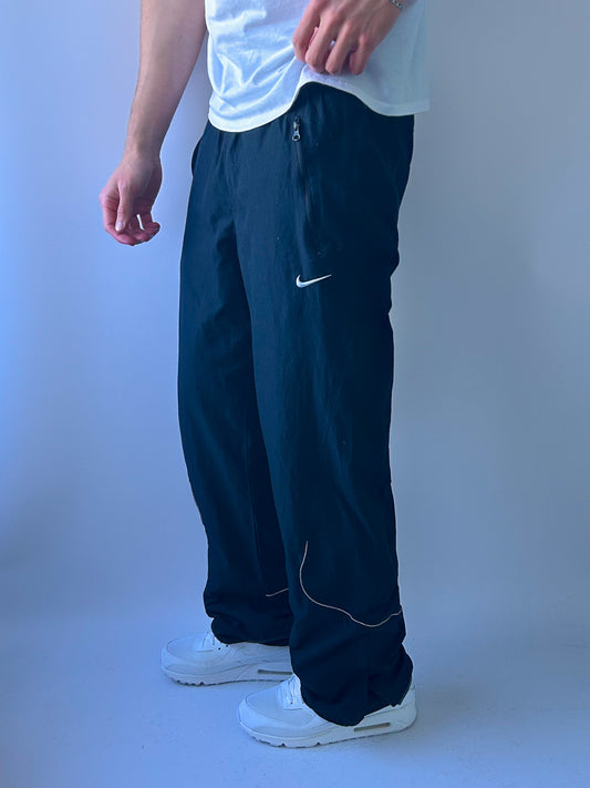 Nike Vintage Trackpants | M