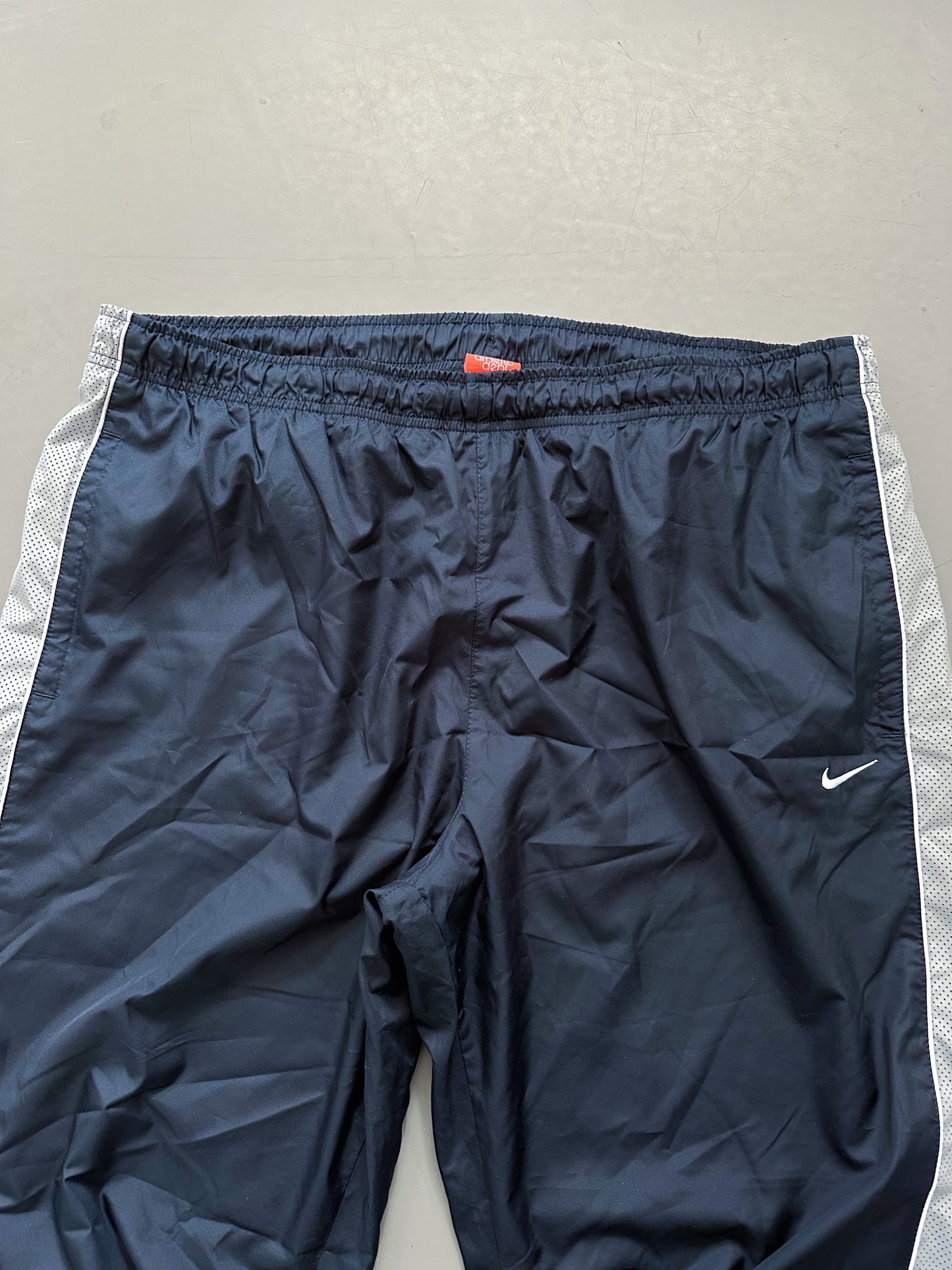 Nike Vintage Trackpants | XL
