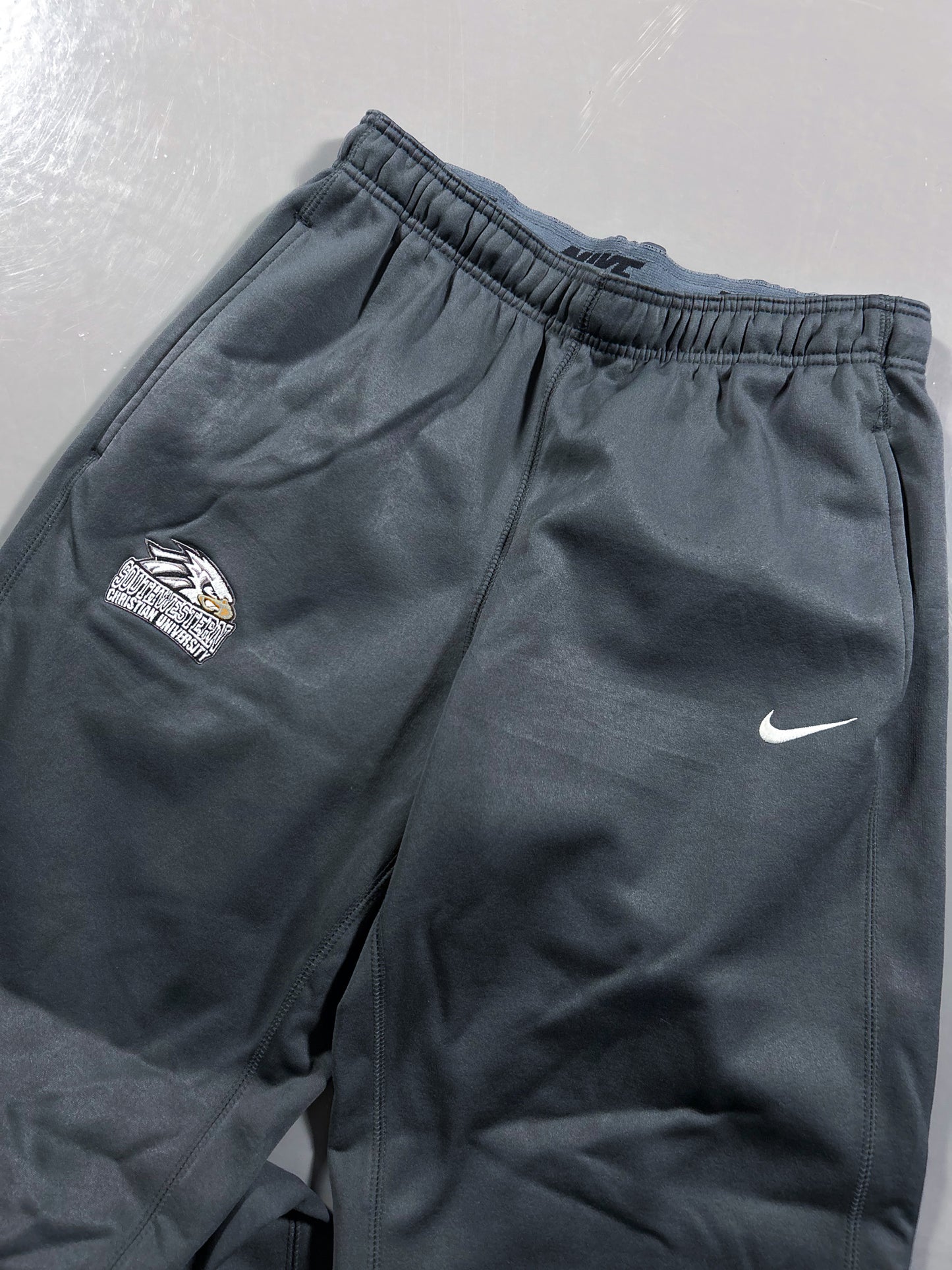 Nike Vintage Trackpants | M