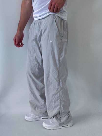 Nike Vintage Trackpants | L