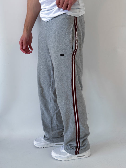 Nike Vintage Sweatpants | S