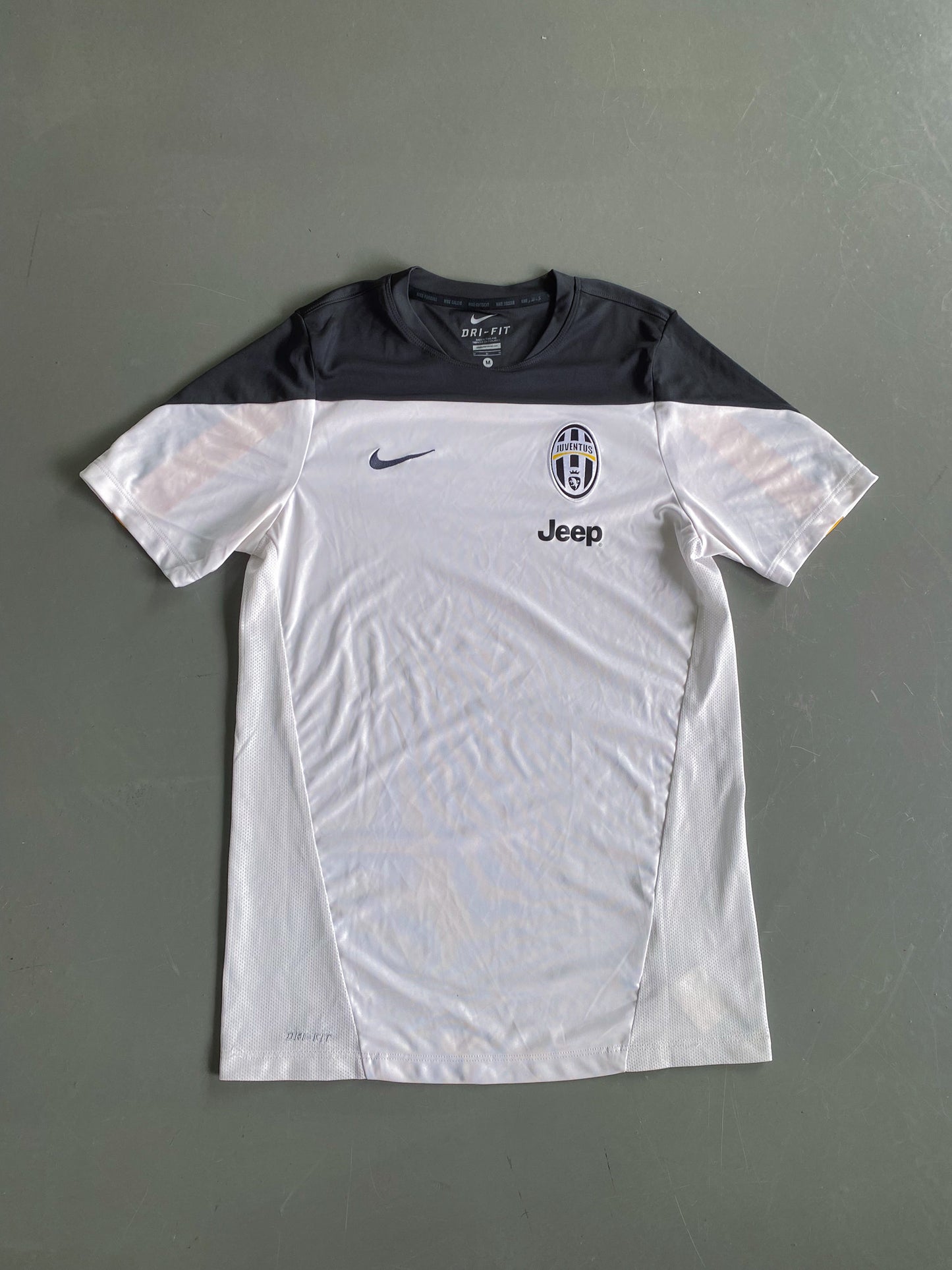 Nike x Juventus Trikot | M