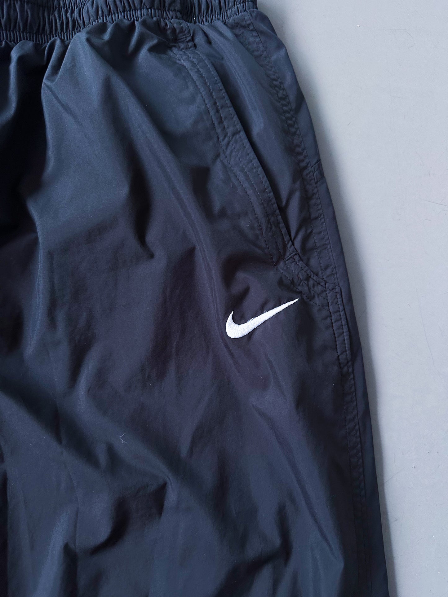Nike Vintage Trackpants | L