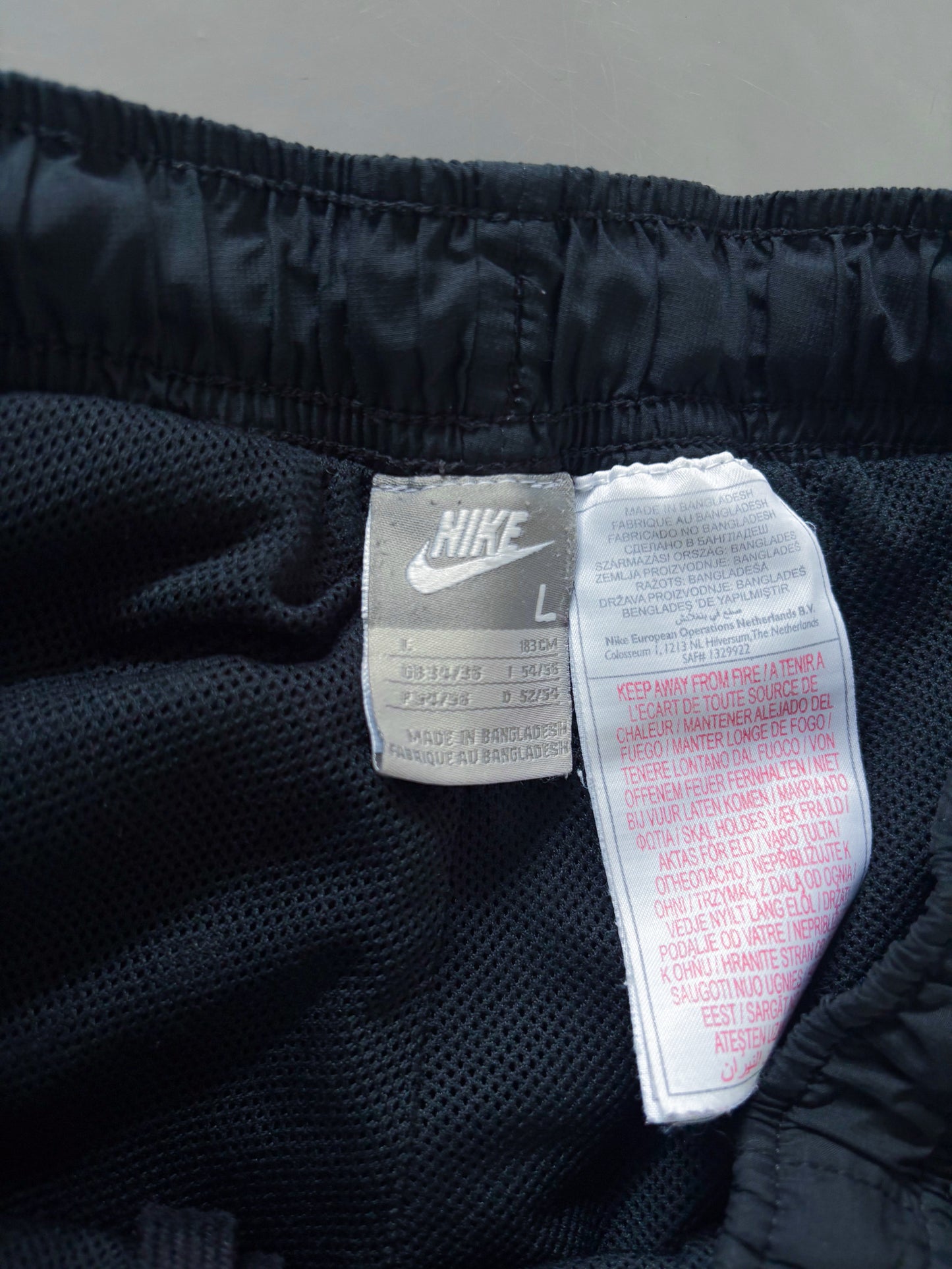 Nike Vintage Trackpants | L