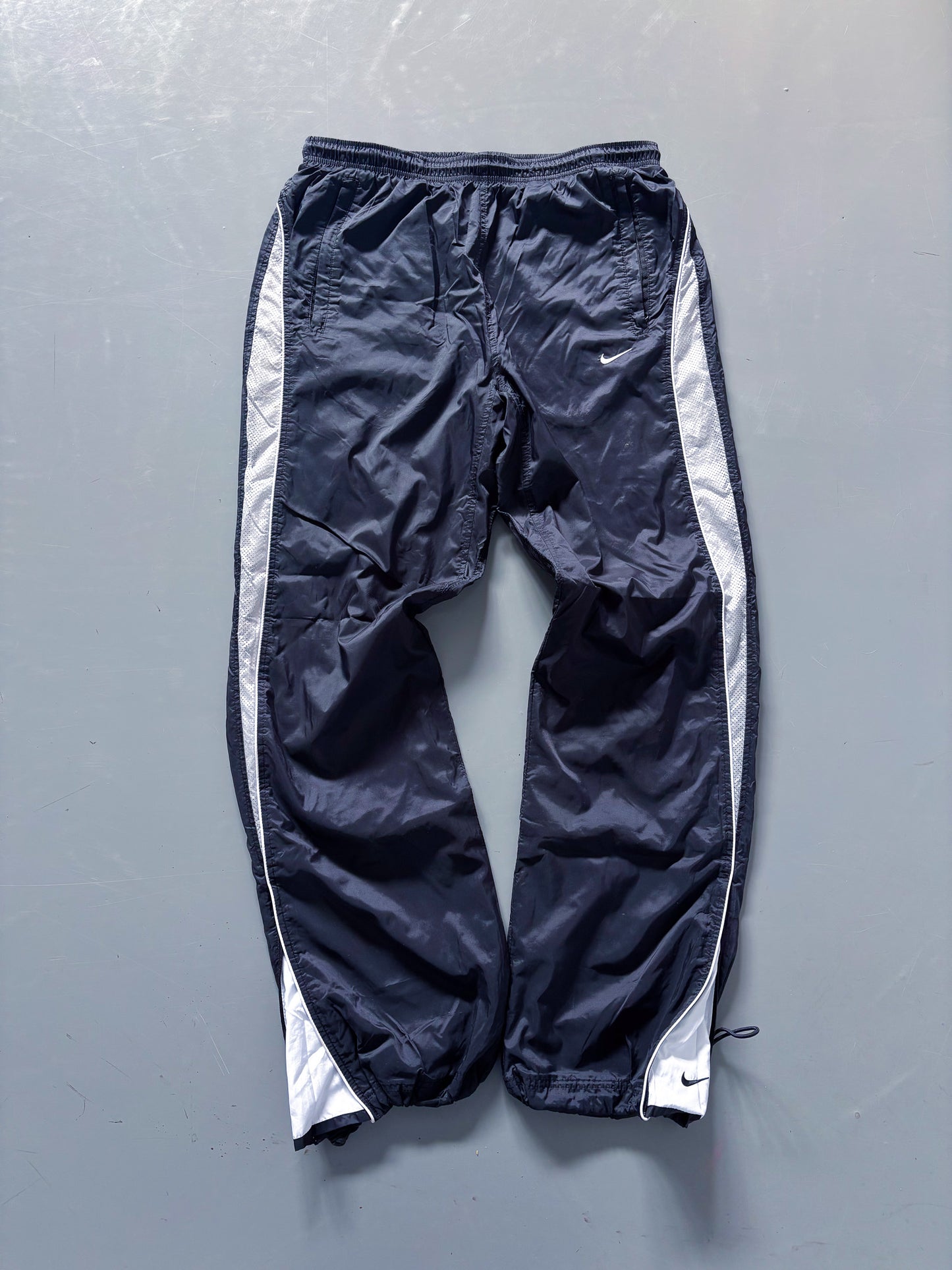Nike Vintage *PREMIUM* Trackpants | M