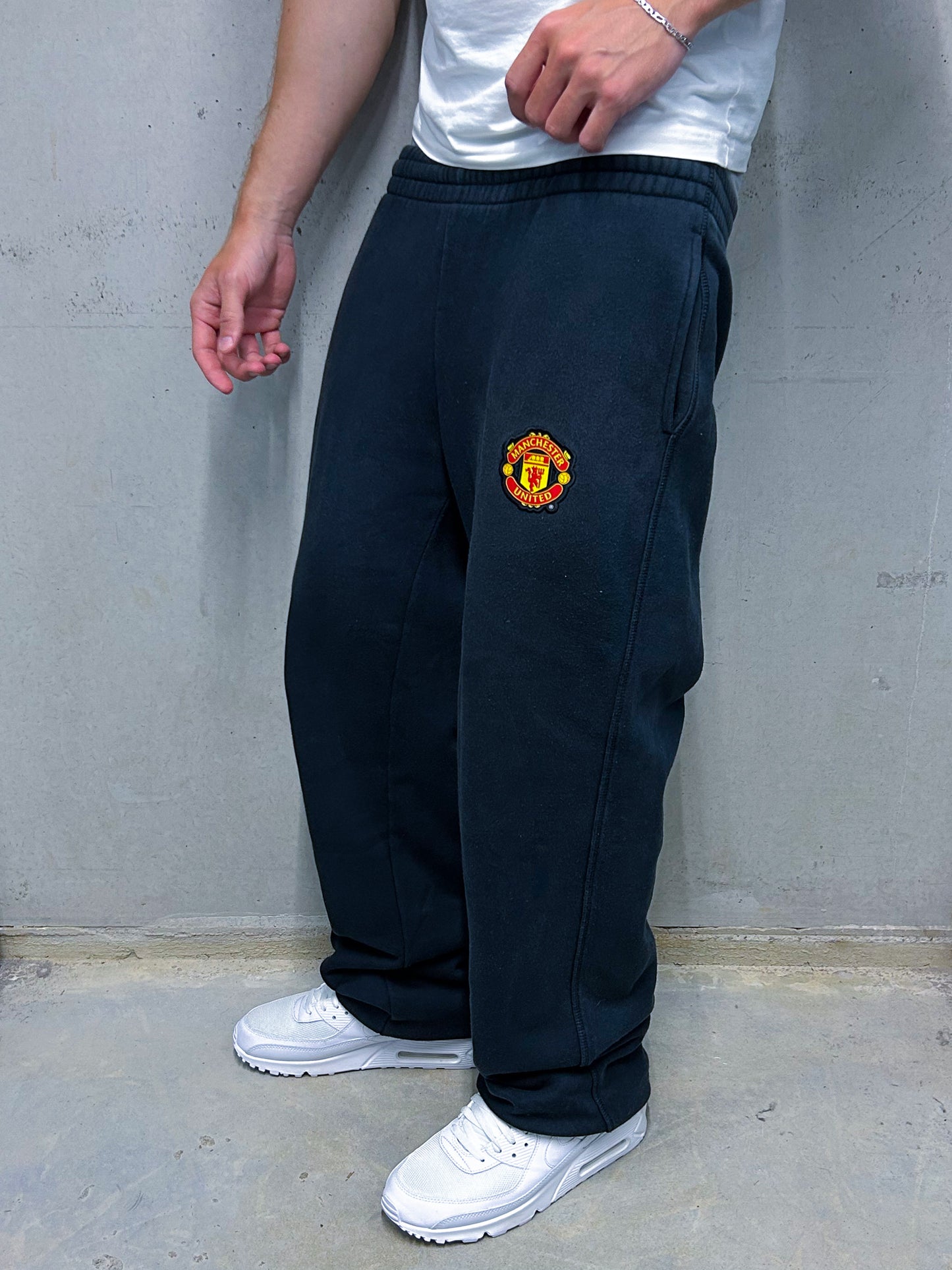 Nike x ManU Vintage Sweatpants | M;L