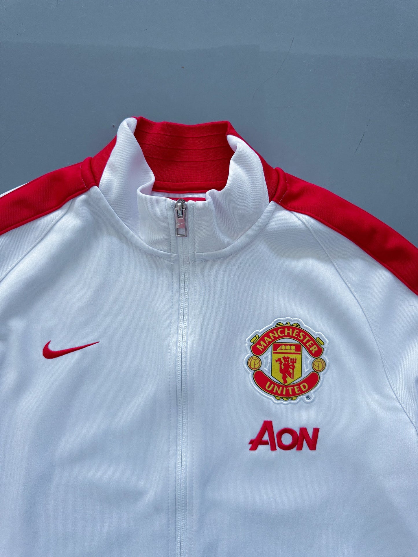 Nike x Manchester United Vintage *PREMIUM* Trackjacket | L