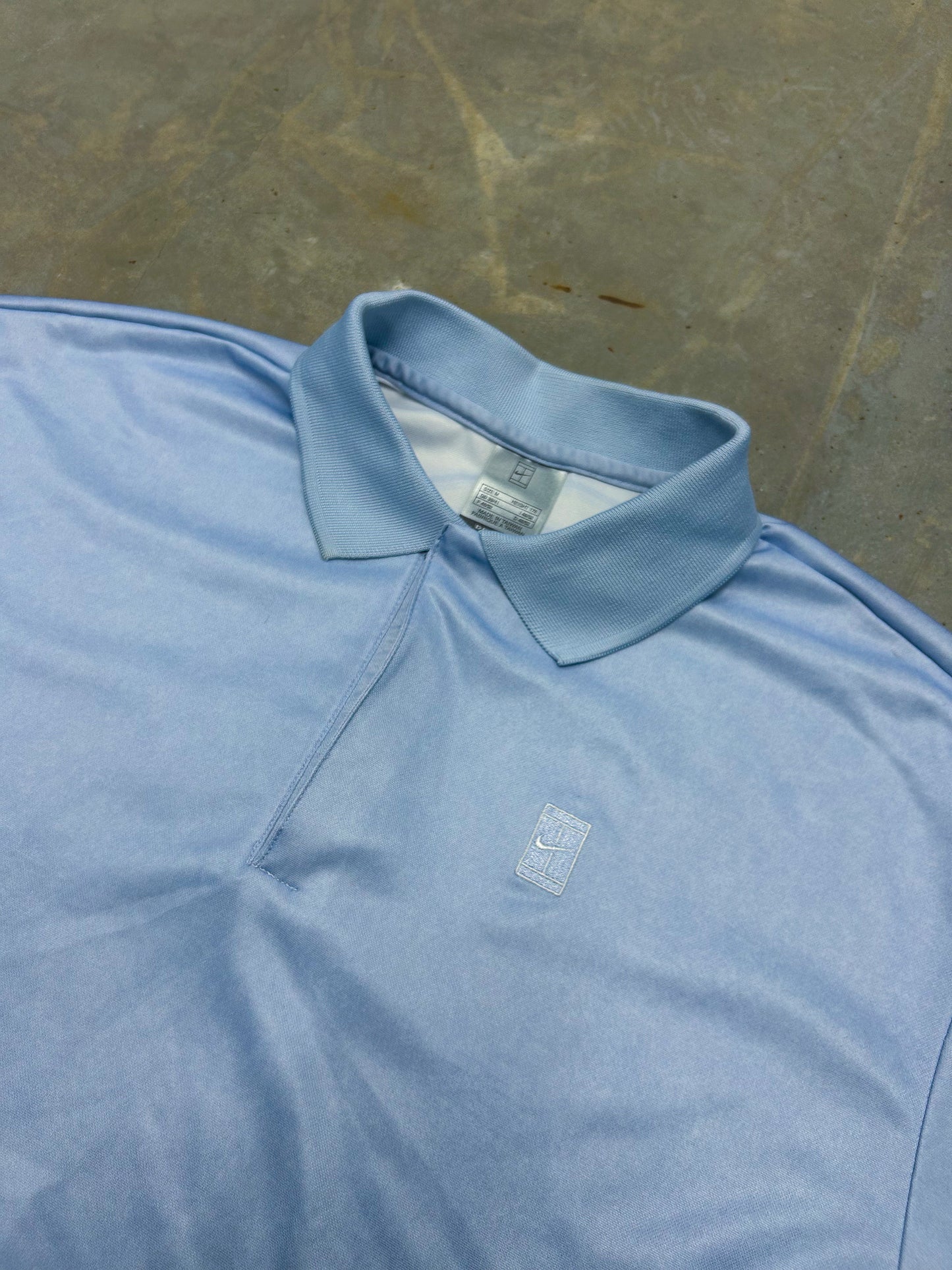 Vintage Nike *PREMIUM* Shirt | M