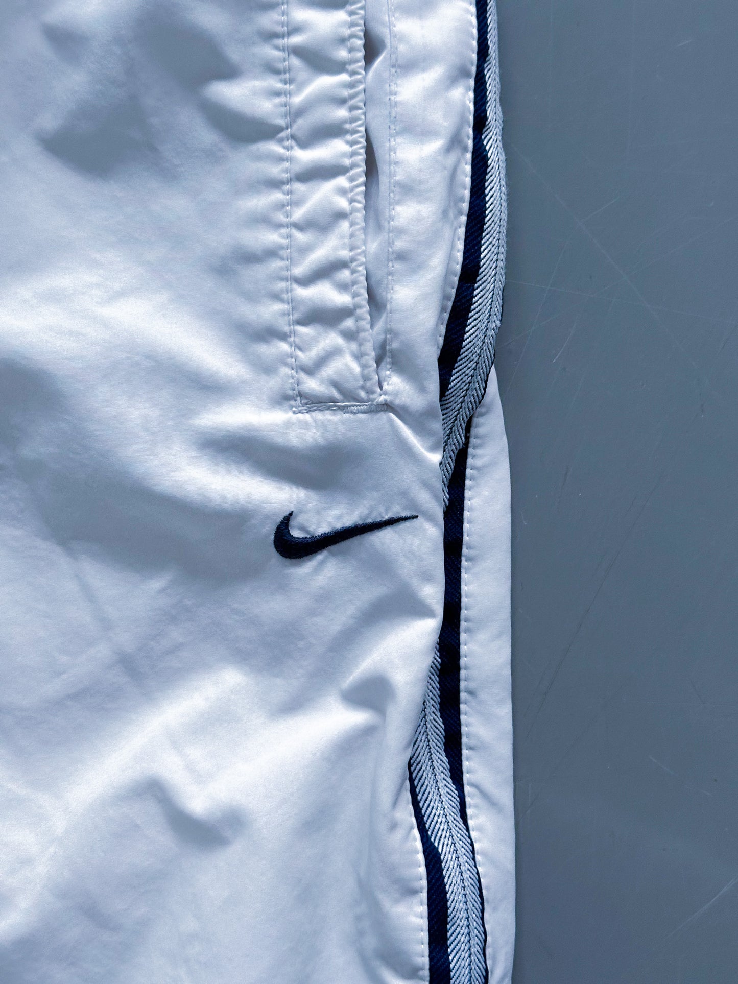 Nike Vintage Trackpants | L