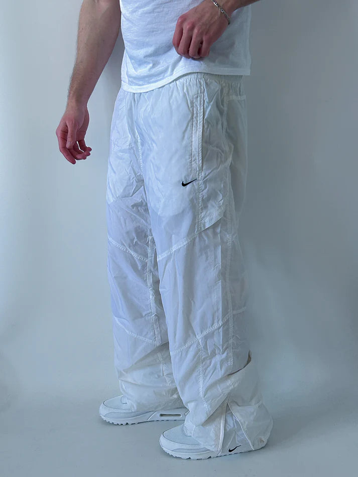 Nike Vintage Trackpants | L