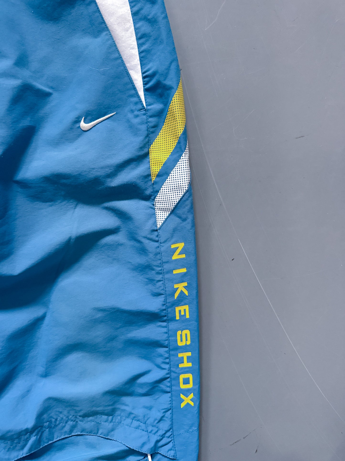 Nike Vintage *SHOX* Trackpants | XS