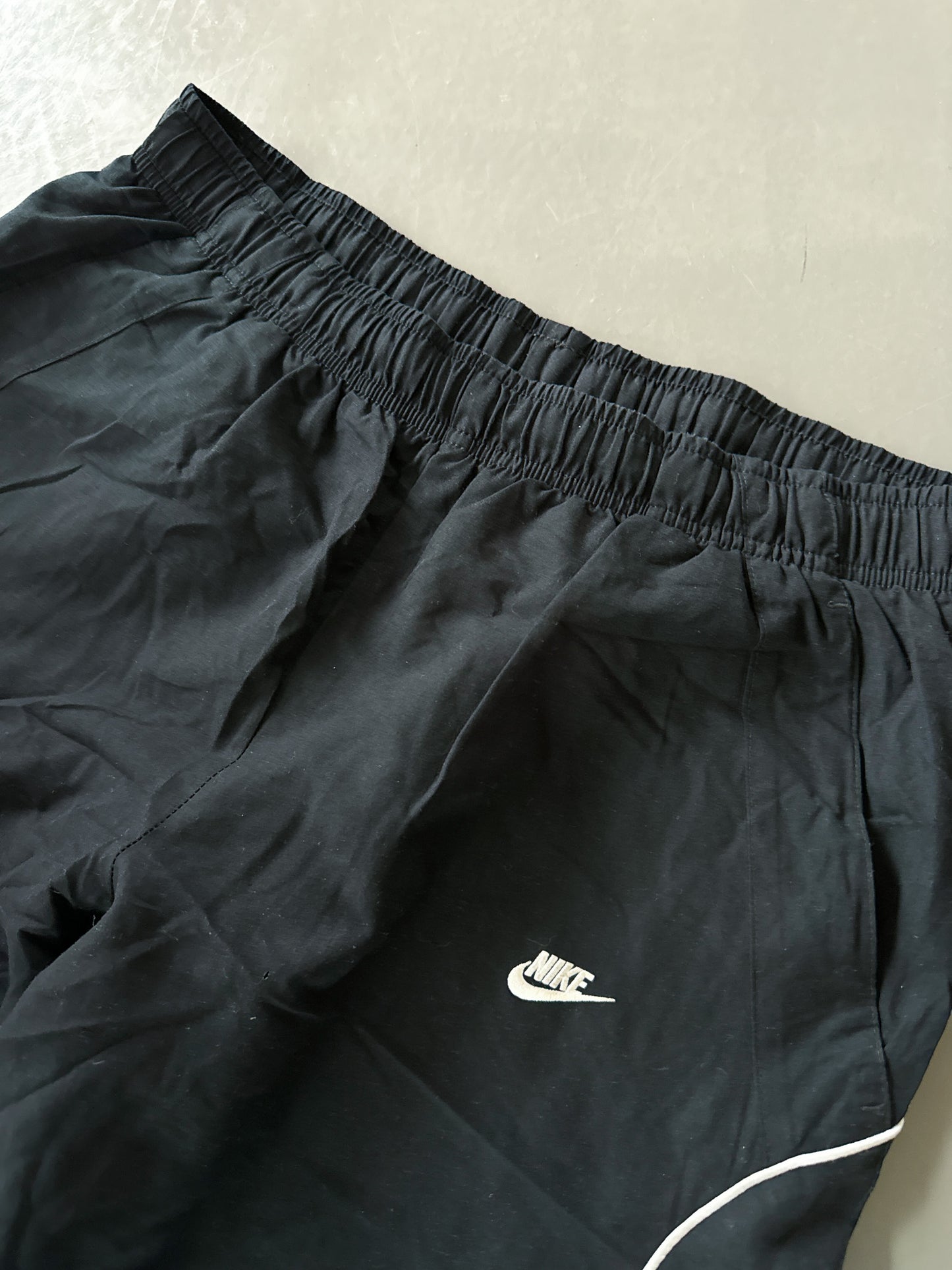 Nike Vintage Trackpants | M